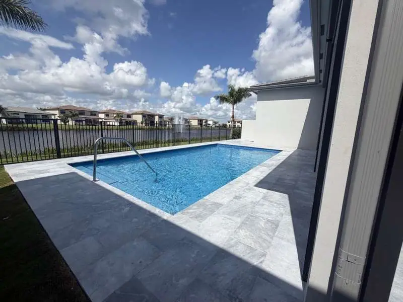 Santo Grande · Residence 02 swimming pool at Lotus Edge